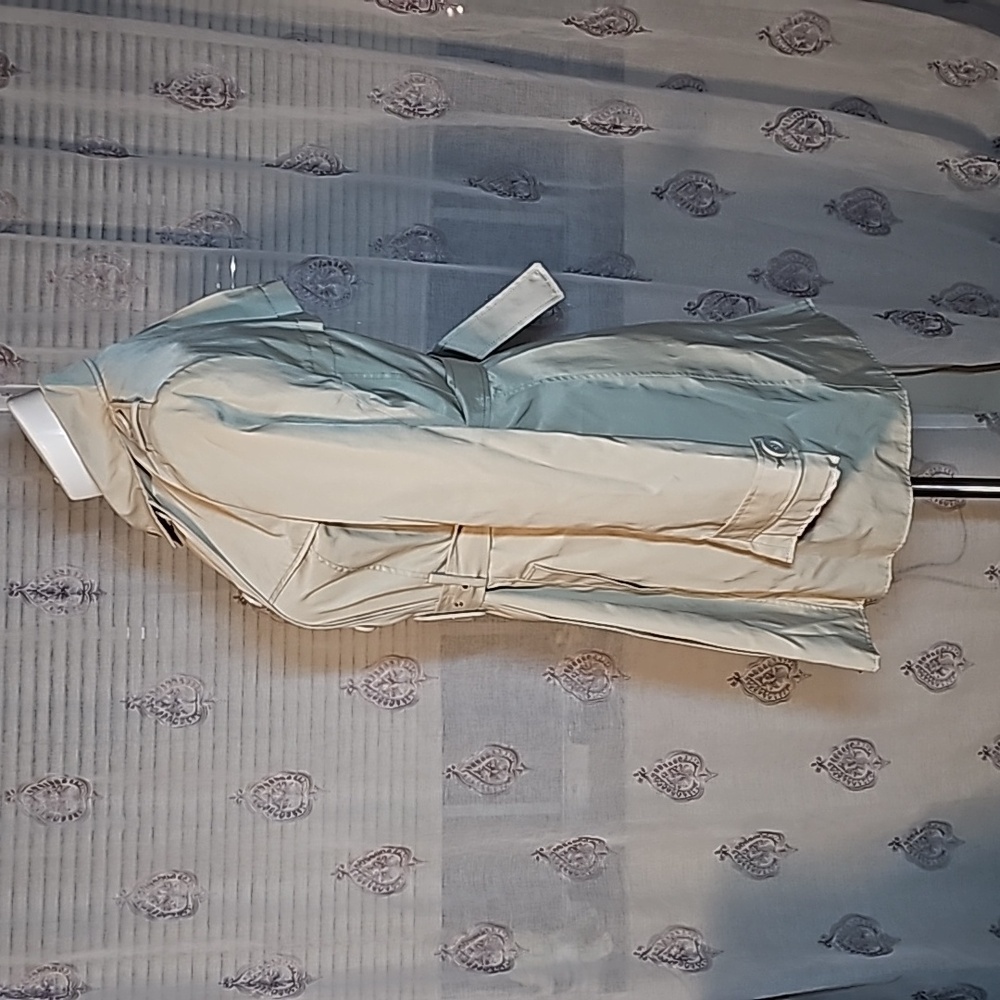 Beige Coat - Picture 5 of 16
